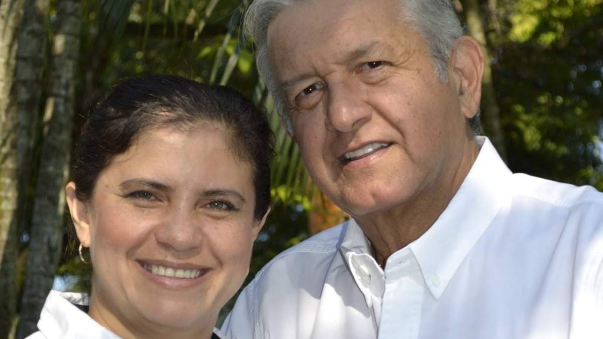 Manuela Obrador Narváez con el presidente Andrés Manuel López Obrador
