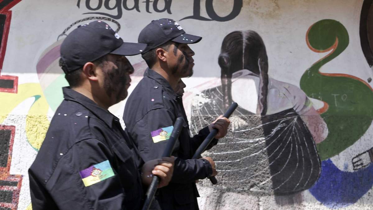 Policías de Cherán