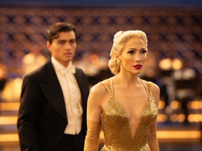 “El beso de la mujer araña”, con Jennifer Lopez y Diego Luna, llega al cine mexicano el 8 de enero