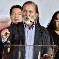 "Ya corrieron a los panistas que dirigían Twitter México": Epigmenio Ibarra celebró así los despidos