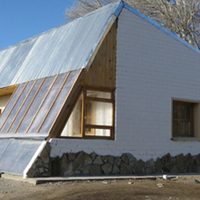 En Chubut, construyen viviendas eficientes con energías renovables