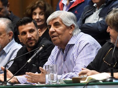 Debate millonario en la CGT: Hugo Moyano es el más beneficiado