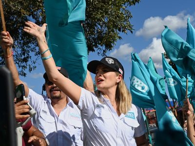 Costa Rica sale a votar con el oficialismo como favorito
