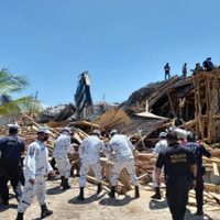 Mueren dos albañiles en derrumbe de obra en Ciudad del Carmen, Campeche