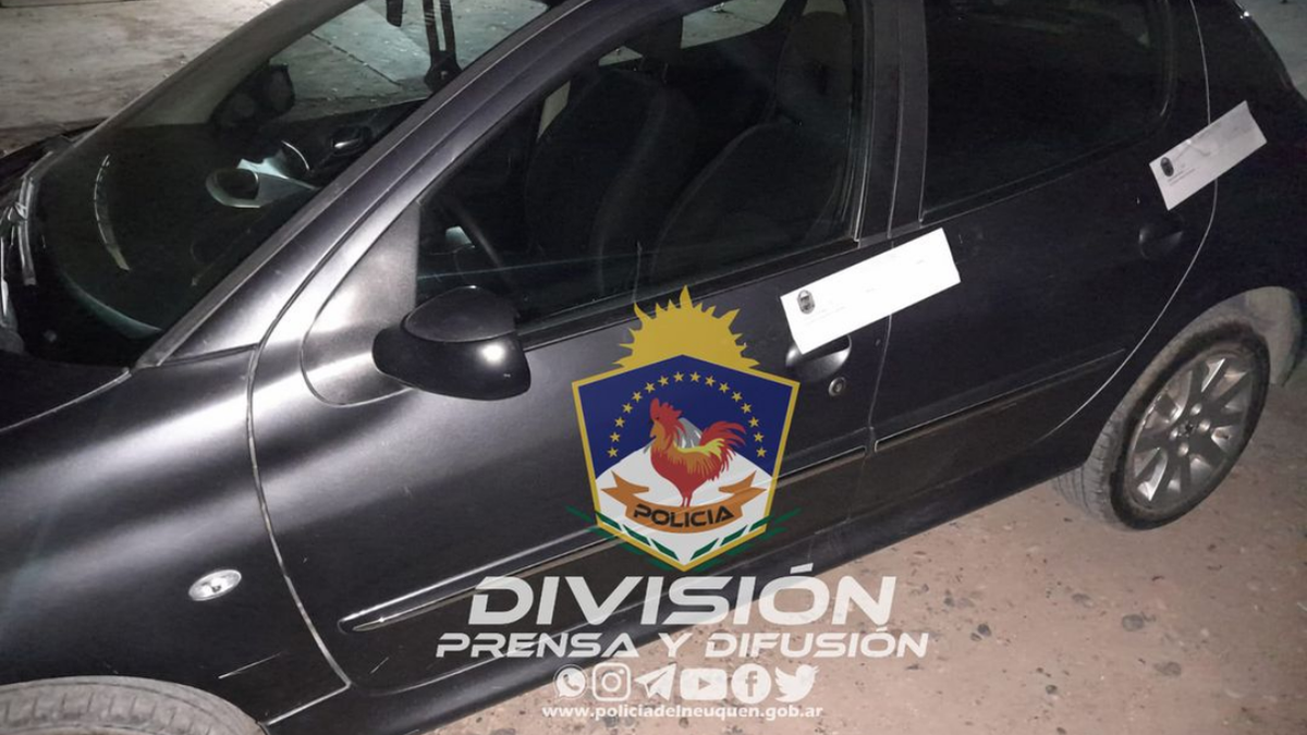 El vehículo presentaba pedido de secuestro desde el Ministerio Público Fiscal de Lago Puelo. Fuente: ( Policía de Neuquén)