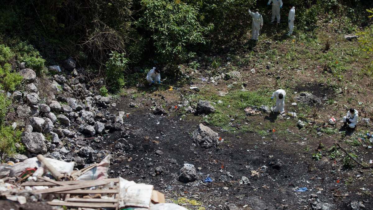 La búsqueda de restos de normalistas en el basurero de Cocula