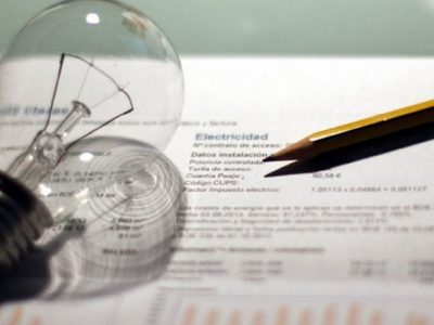 En AMBA, las empresas de electricidad piden un aumento en las tarifas de luz