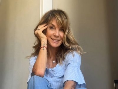 Paula Trápani se animó al pantalón metalizado que levanta cualquier look