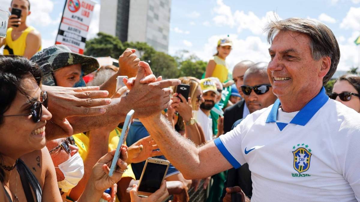 Pese a la pandemia, Bolsonaro participó de actos masivos sin hacer caso a las recomendaciones sanitarias. Fuente: (Twitter)