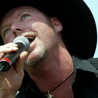 Popular cantante de música country se quitó la vida tras una fuerte denuncia en su contra