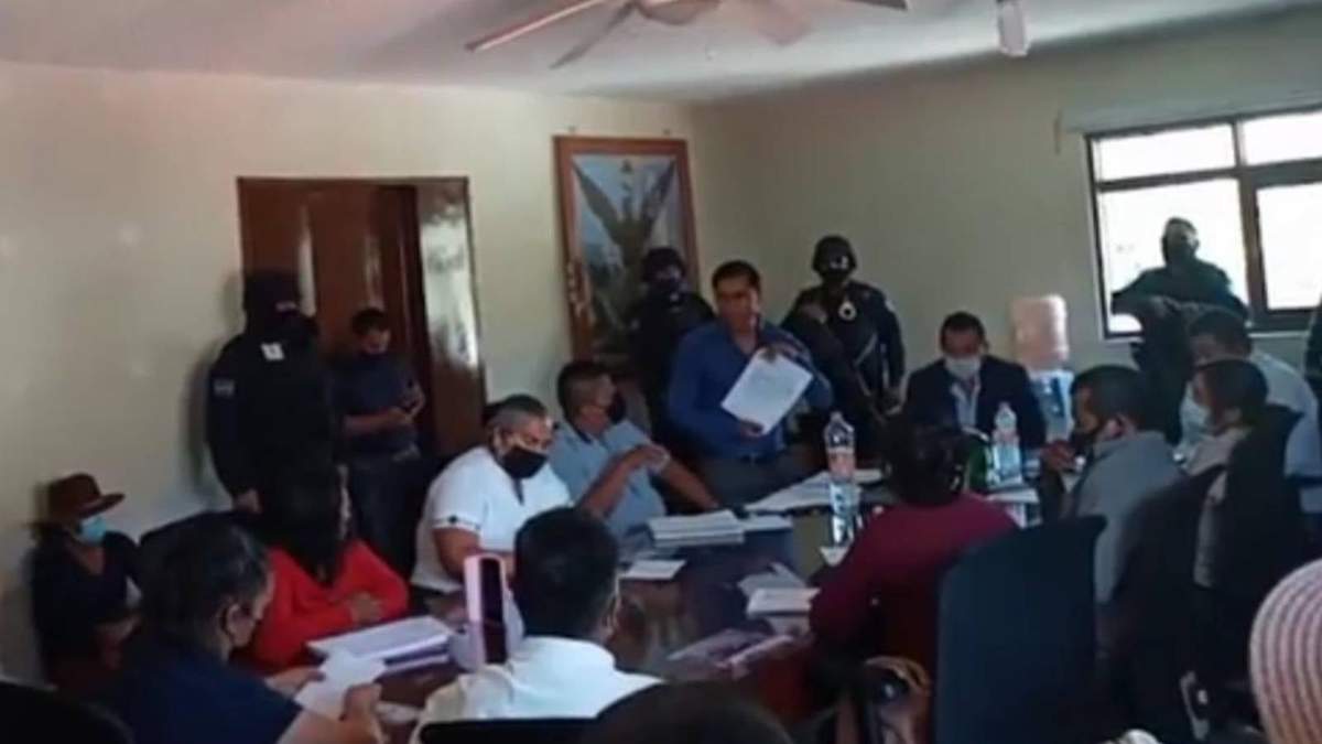 La sesión de Cabildo en la que detonó el conflicto