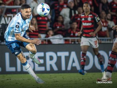 Racing perdió sobre el final la ida ante Flamengo en el Maracaná