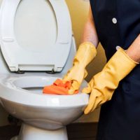 Sin usar una gota de lavandina: la fórmula mágica para mantener tu inodoro libre de sarro por mucho más tiempo