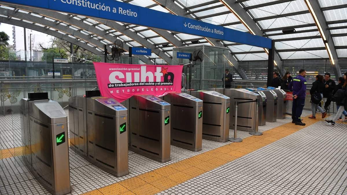 La línea C del subte estuvo interrumpida por dos horas. Fuente: (X)