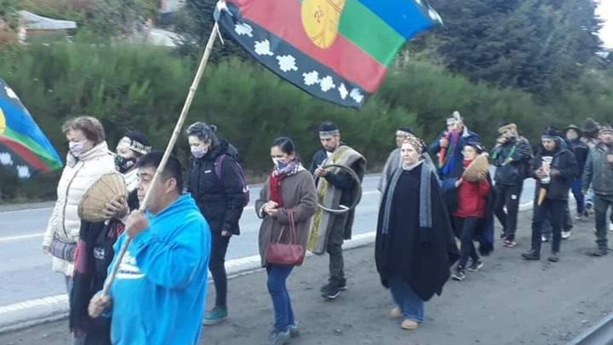 Conflicto de tierras en Villa La Angostura. Fuente: (Twitter)