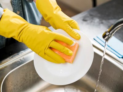 Detergente casero para los platos: cuidá tu bolsillo y manos con 2 ingredientes que tenés en casa