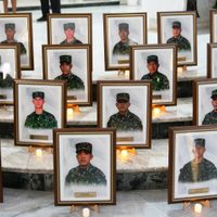 Realizan en Bogotá ceremonia en memoria de los 69 fallecidos en accidente aéreo militar