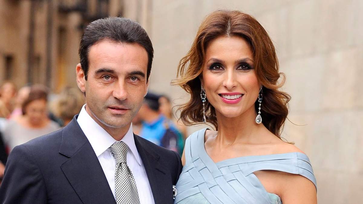 Enrique Ponce - Paloma Cuevas. Fuente: (Instagram)