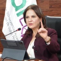 Consejera del INAI se lanza contra legisladores: “Un día comprenderán lo que hicieron”