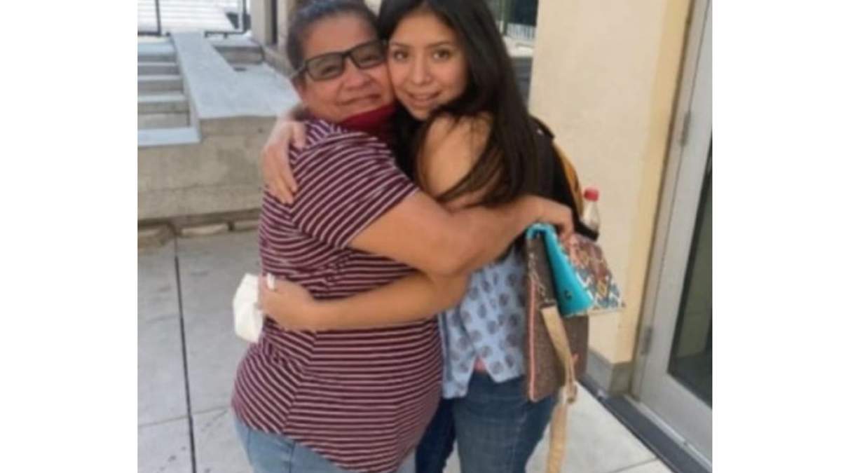 Angélica Vences-Salgado y su hija, Jaqueline Hernández, se reencuentran tras 14 años