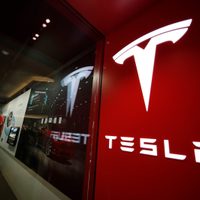 Tesla reporta una caída de ventas, su primer descenso anual en nueve años
