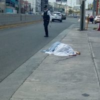 Ejecutan a una mujer en Monterrey, su acompañante resulta lesionado