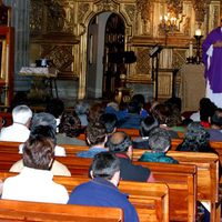 En reapertura de iglesias y templos, Segob urge no dar 'saludo de paz” en misas