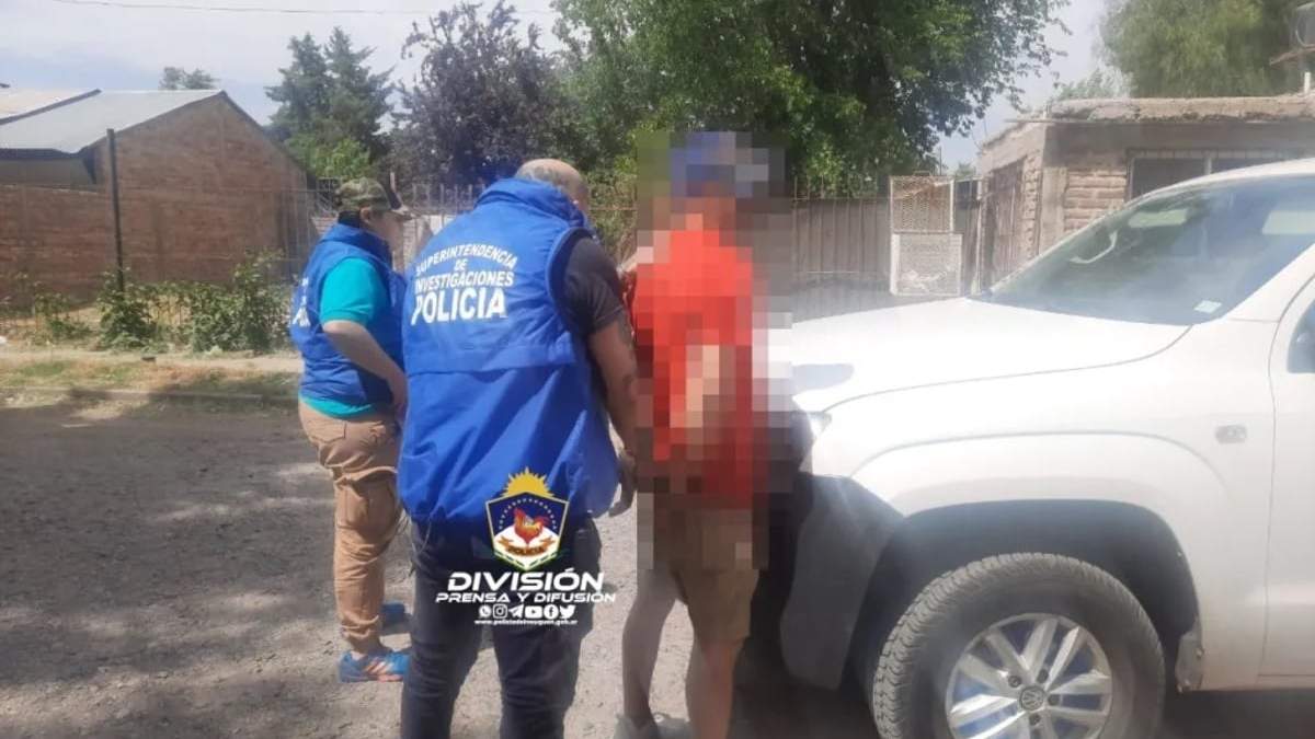 El prófugo fue detenido por la Policía en Plottier. Fuente: (Prensa Policía)