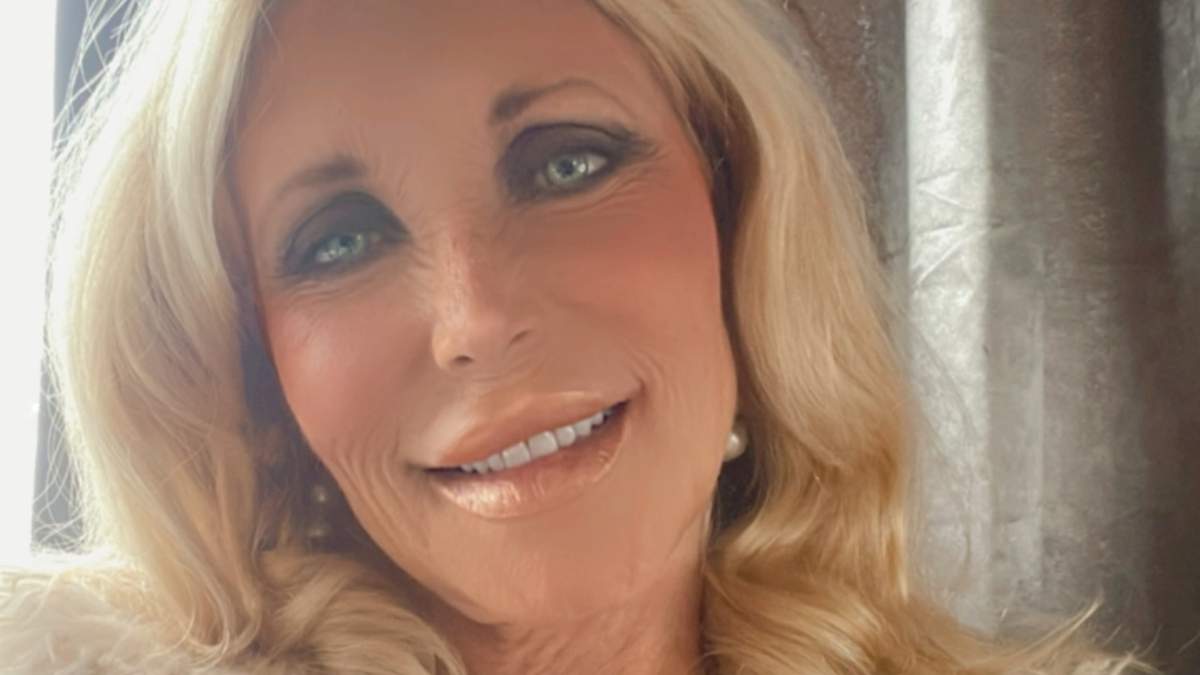 Pamela Bach