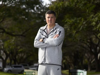 De brillar en la cancha a mantener un bajo perfil: qué es de la vida de José “Flaco” Chamot