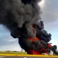 Pemex reporta un incendio provocado en toma clandestina en Hidalgo