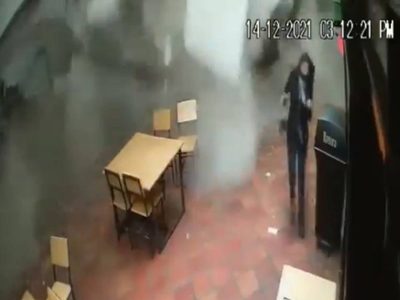 Colapsa el techo de un centro comercial en Tijuana (Video)