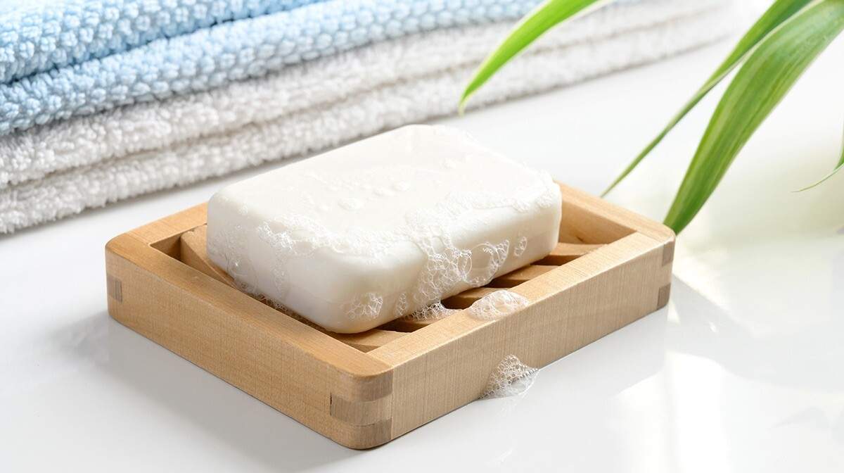 Jabón aclarante. Fuente: (Cocina Fácil)