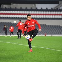 River visita a Lanús en busca de seguir siendo el líder