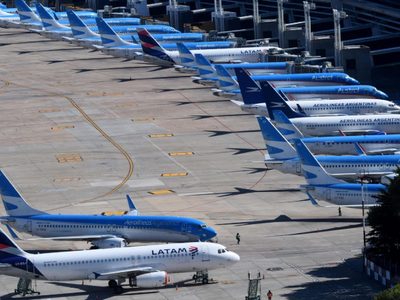El Gobierno busca activar los vuelos de cabotaje "lo antes posible"