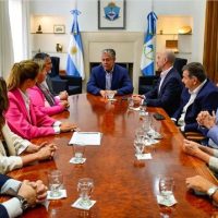 El Gobierno firmó los convenios para financiamiento de obras de infraestructura en Andacollo y Las Ovejas