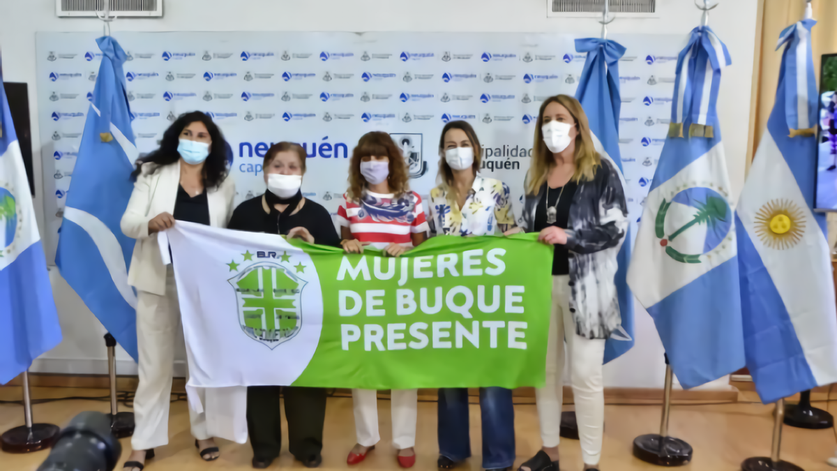 Homenaje de la Municipalidad de Neuquén a mujeres de la ciudad. Fuente: (Twitter)