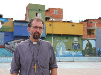 Cáritas le pide al Gobierno que no frene obras en barrios populares