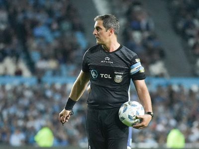 Estos serán los árbitros de los cuartos de final del Clausura