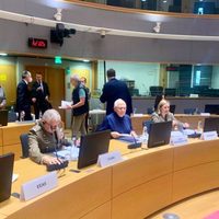 La UE estudia el envío adicional de material militar a Ucrania