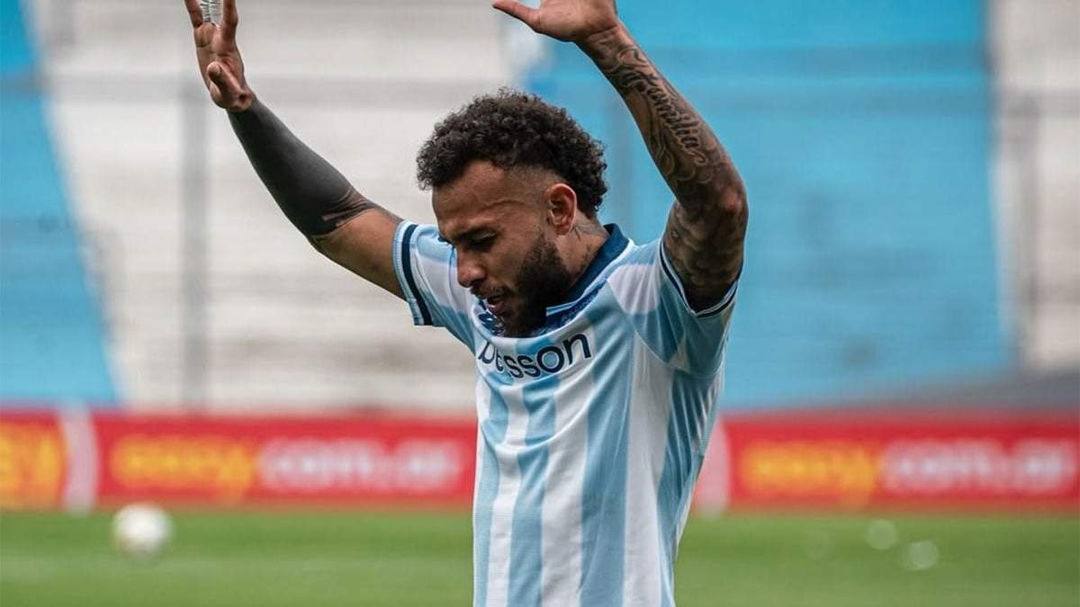 Duvan Vergara anotó el único gol tras asistencia de Cambeses.