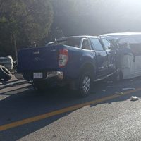 Choque en carretera de Oaxaca deja 13 muertos y 10 heridos