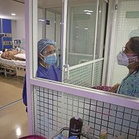 México registra 303 mil 183 muertes por covid-19