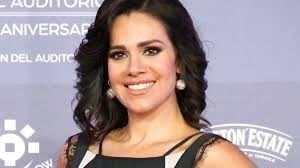 ¡Qué digan lo que quieran! Luz Elena González se animó a un traje de baño muy ceñido ¿Cómo le queda?