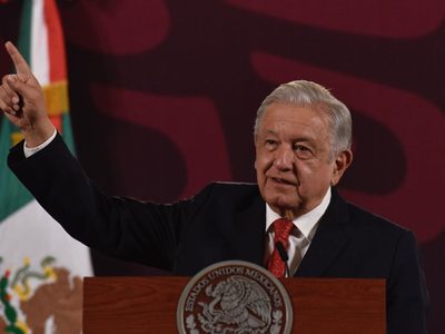 En la “megafarmacia del bienestar” hay todos los medicamentos, confirma AMLO