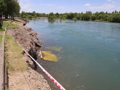 La municipalidad de Neuquén se presentará en la justicia federal por el socavón en el balneario Fahler
