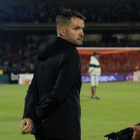 Cruz Azul destituye a Nicolás Larcamón de cara a la liguilla; Joel Huiqui es el interino