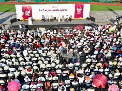 “Ahora los tres Poderes responden al pueblo”: Sheinbaum