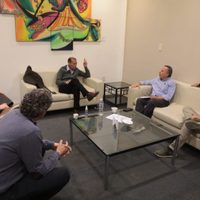Gutiérrez se reunió con la empresarios encargados de las obras en la planta de Piedra del Águila