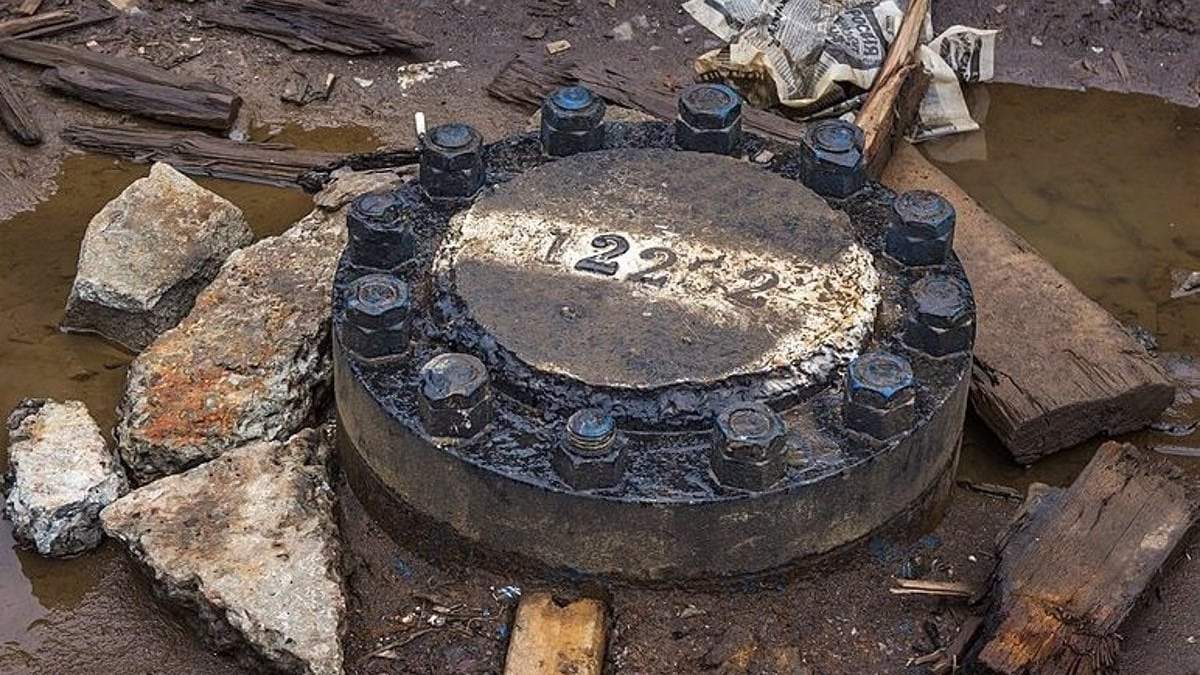 Boca sellada del pozo de más de 12.000 metros abierto por la URSS en Kola en los años 70 del siglo XX